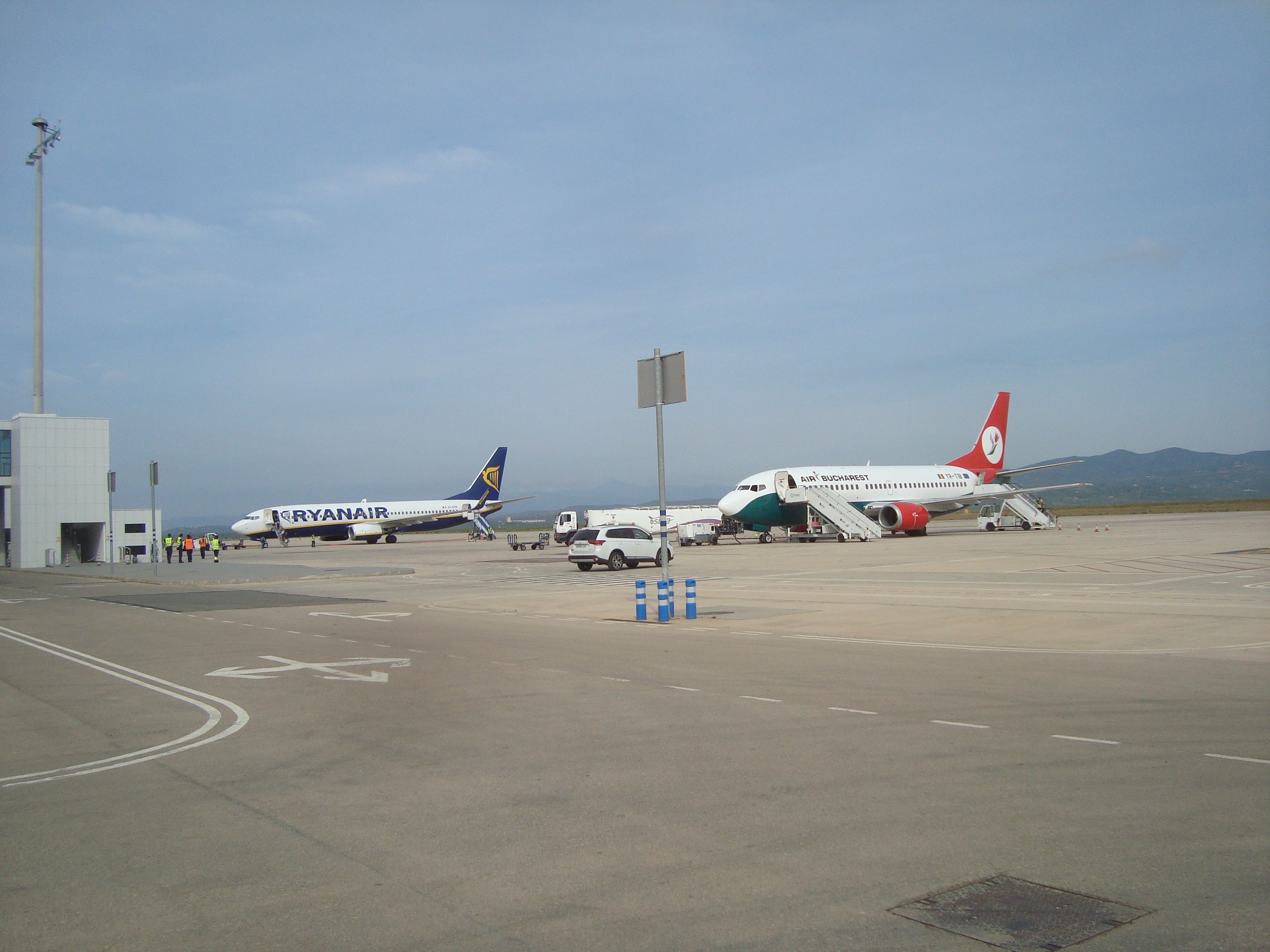 Aviones en la plataforma del aeropuerto de Castellón-Costa Azahar