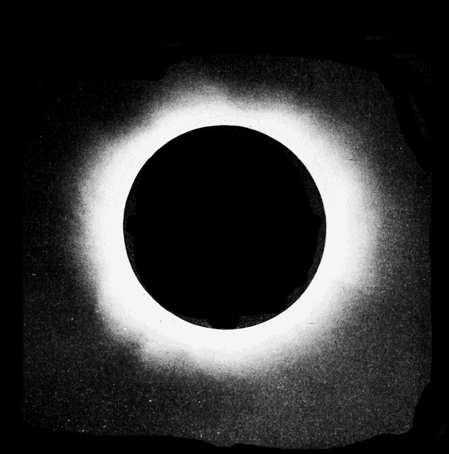 Corona solar fotografiada durante el eclipse total del 30 de agosto de 1905
