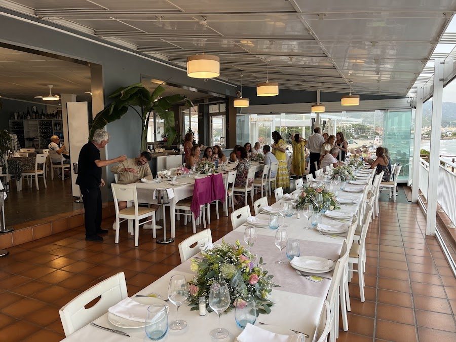 El Mirador restaurant, looking over Playa Romana in Alcossebre